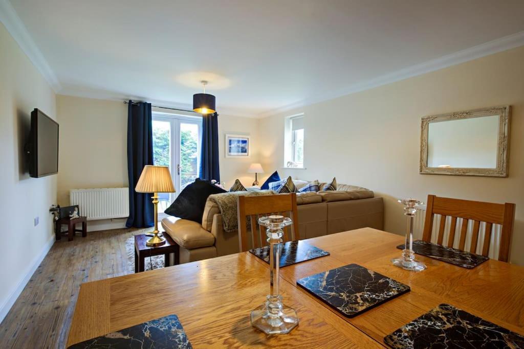 Ingledale Apartment, Ingleton, Yorkshire Dales National Park, Famous Three Peaks, Near The Lake District, Pets Are Welcome Ingleton  Bagian luar foto