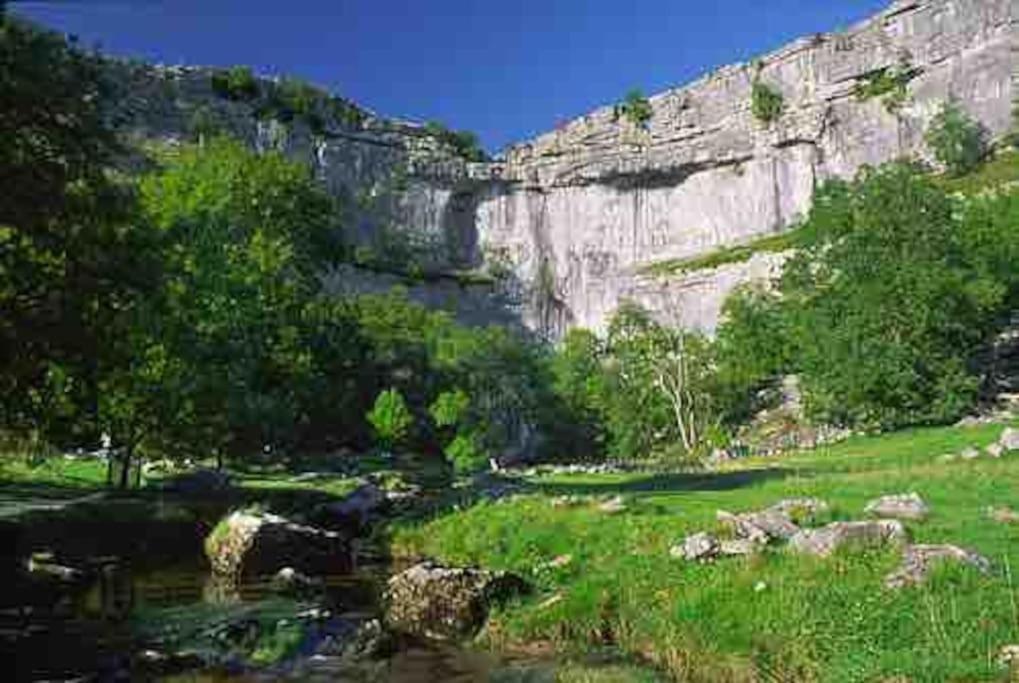 Ingledale Apartment, Ingleton, Yorkshire Dales National Park, Famous Three Peaks, Near The Lake District, Pets Are Welcome Ingleton  Bagian luar foto