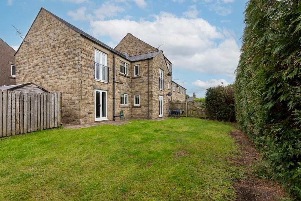 Ingledale Apartment, Ingleton, Yorkshire Dales National Park, Famous Three Peaks, Near The Lake District, Pets Are Welcome Ingleton  Bagian luar foto