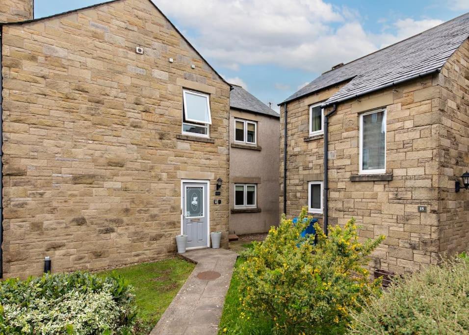 Ingledale Apartment, Ingleton, Yorkshire Dales National Park, Famous Three Peaks, Near The Lake District, Pets Are Welcome Ingleton  Bagian luar foto