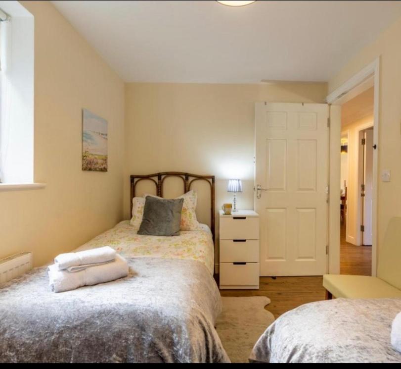 Ingledale Apartment, Ingleton, Yorkshire Dales National Park, Famous Three Peaks, Near The Lake District, Pets Are Welcome Ingleton  Bagian luar foto